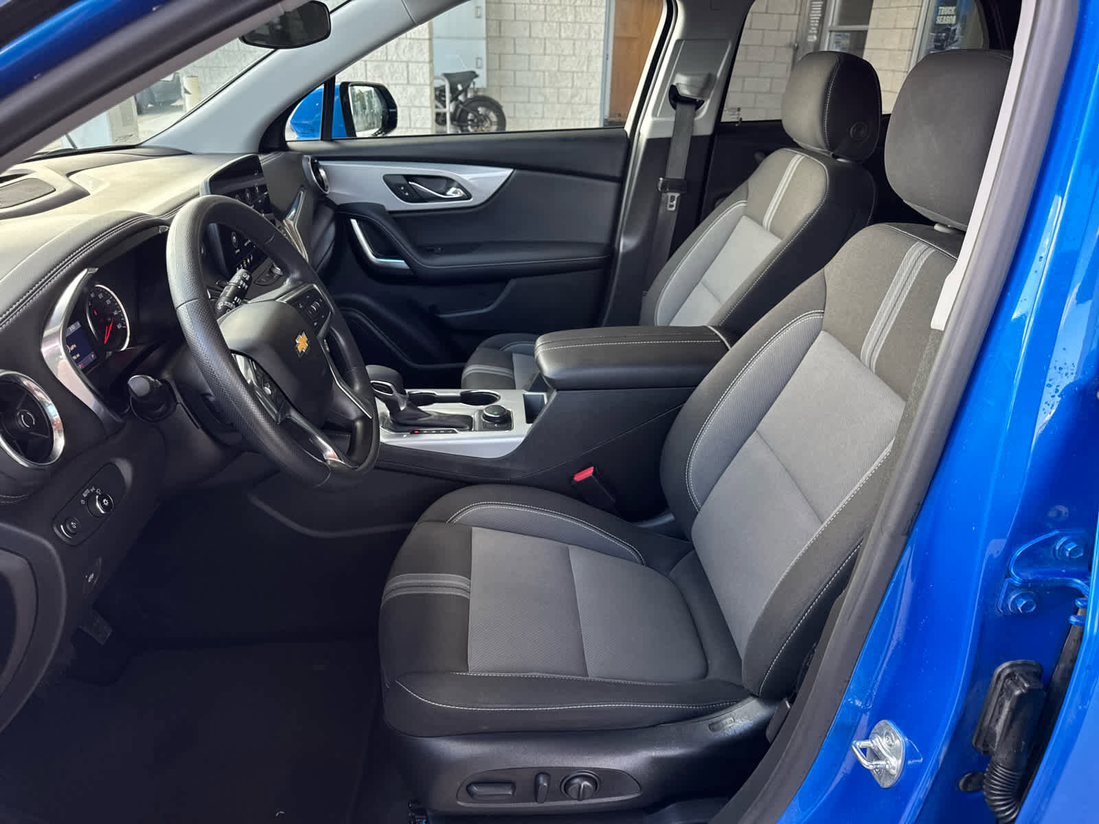 Certified 2025 Chevrolet Blazer LT image 24