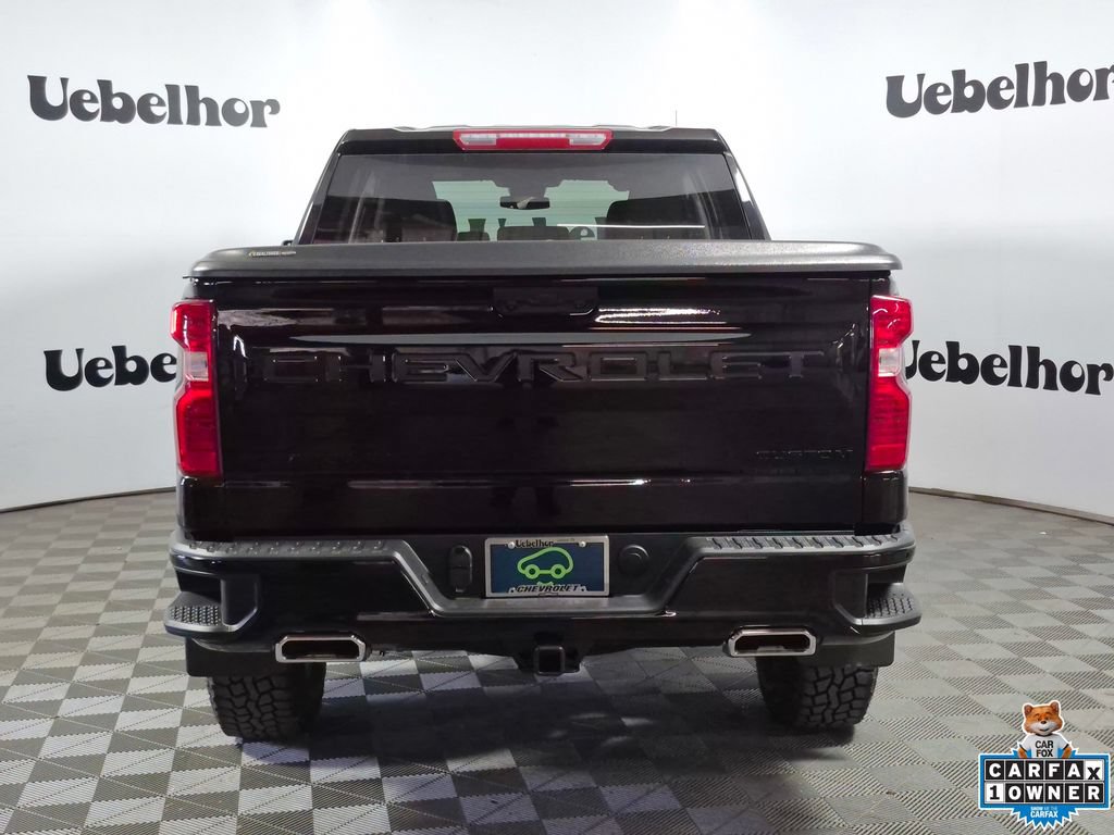 Certified 2025 Chevrolet Silverado 1500 Custom Trail Boss w/ LPO, Dark Essentials Package AWD/4WD image 6