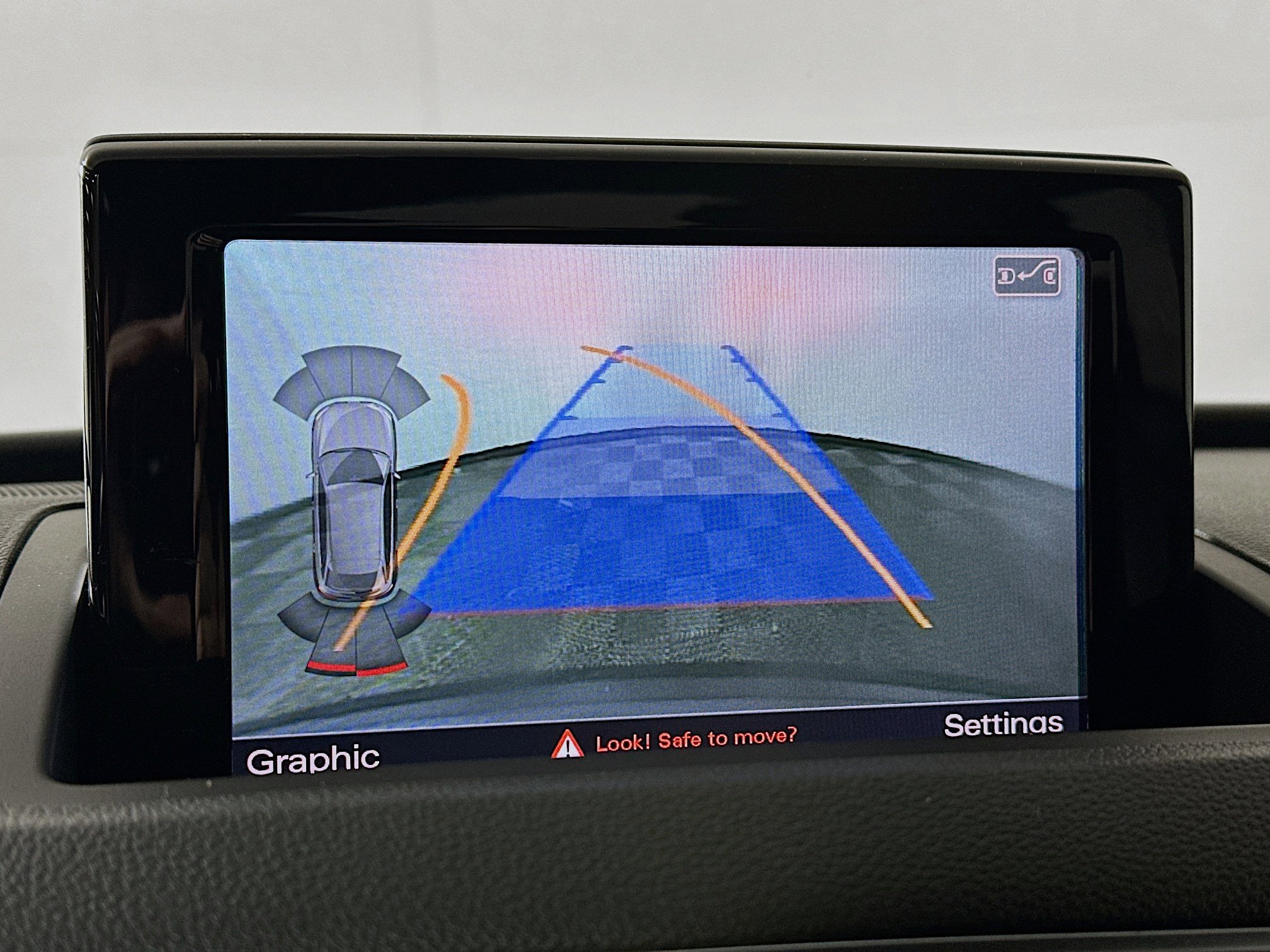 Used 2018 Audi Q3 2.0T Premium Plus w/ Premium Plus Package image 14