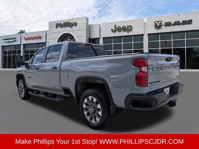 Used 2024 Chevrolet Silverado 2500 Custom w/ Custom Value Package AWD/4WD image 5