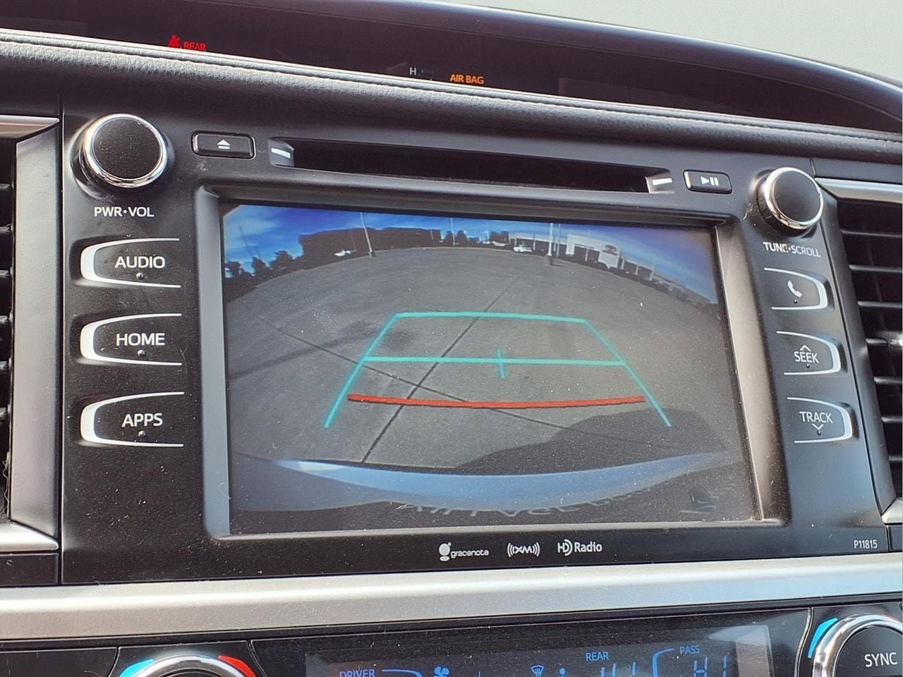 Used 2019 Toyota Highlander Plus AWD/4WD image 19