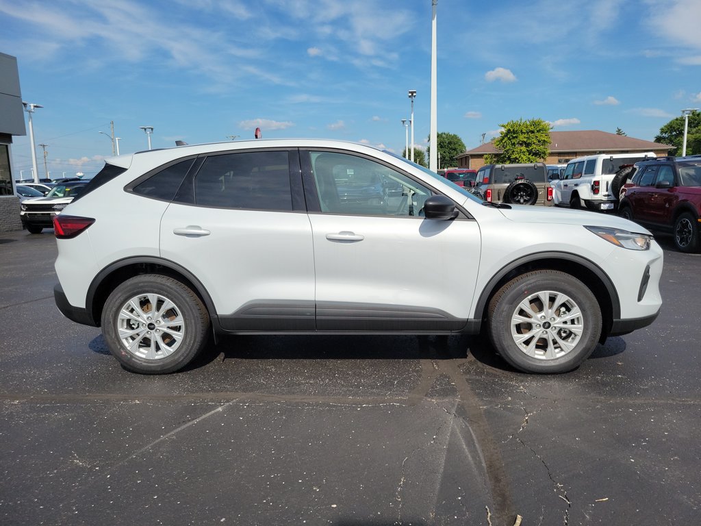 New 2026 Ford Escape Active w/ Cold Weather Package AWD/4WD image 3