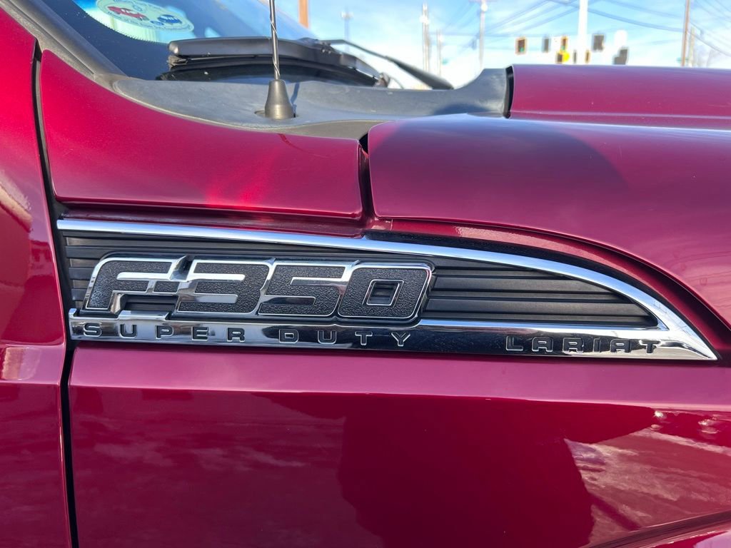 Used 2016 Ford F350 Lariat w/ Lariat Chrome Package image 14