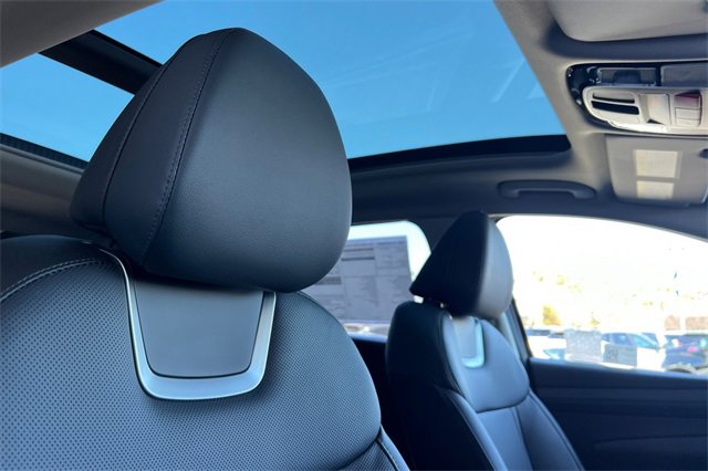 New 2025 Hyundai Tucson Limited image 17