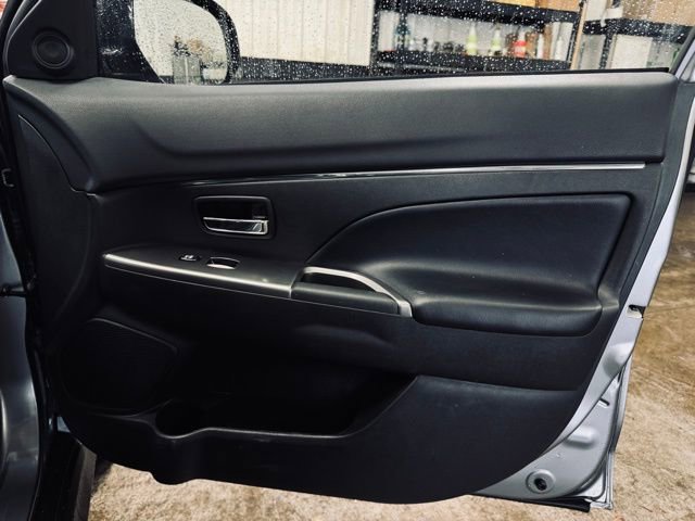 Used 2024 Mitsubishi Outlander Sport LE image 12