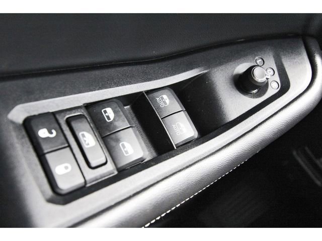 Used 2023 Jeep Grand Cherokee Limited image 17