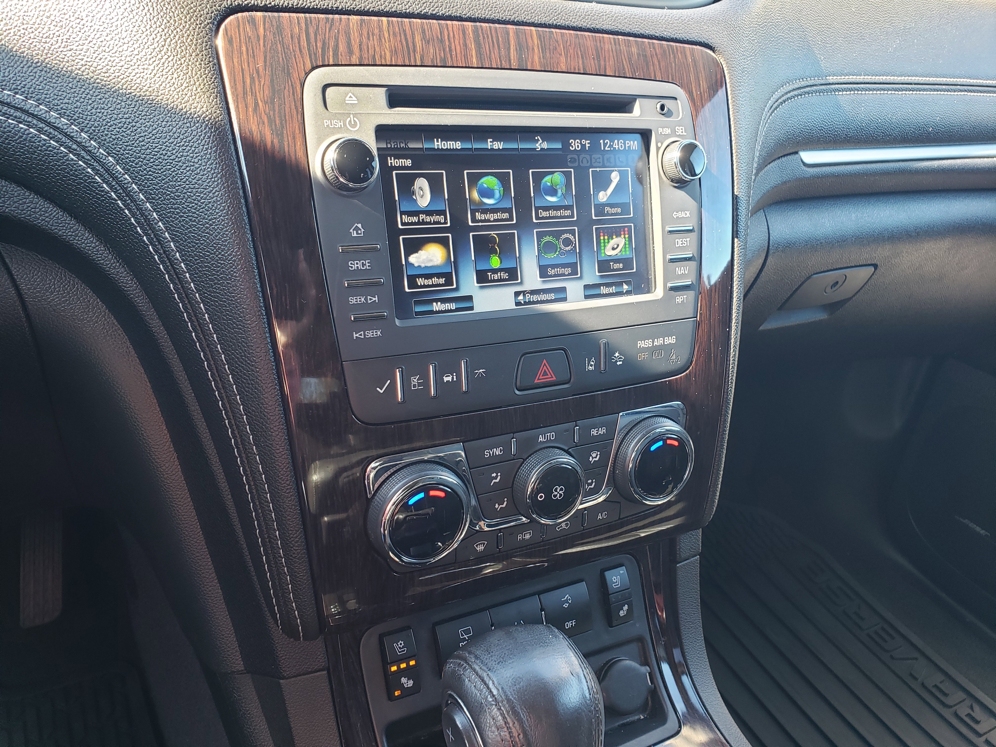 Used 2017 Chevrolet Traverse Premier image 22