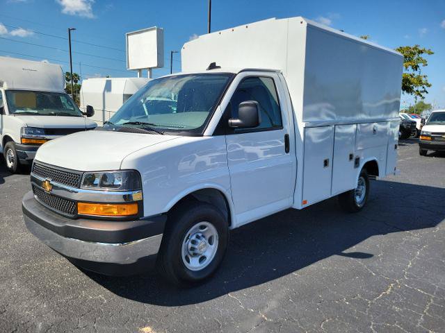 New 2025 Chevrolet Express 3500 w/ Power Convenience Package RWD image 2