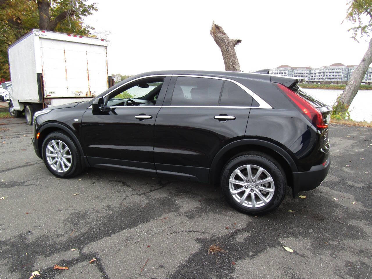 Used 2022 Cadillac XT4 Luxury image 5