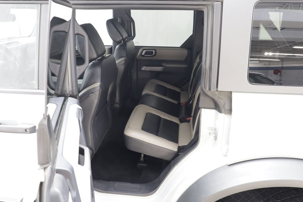 Used 2023 Ford Bronco Wildtrak AWD/4WD image 16