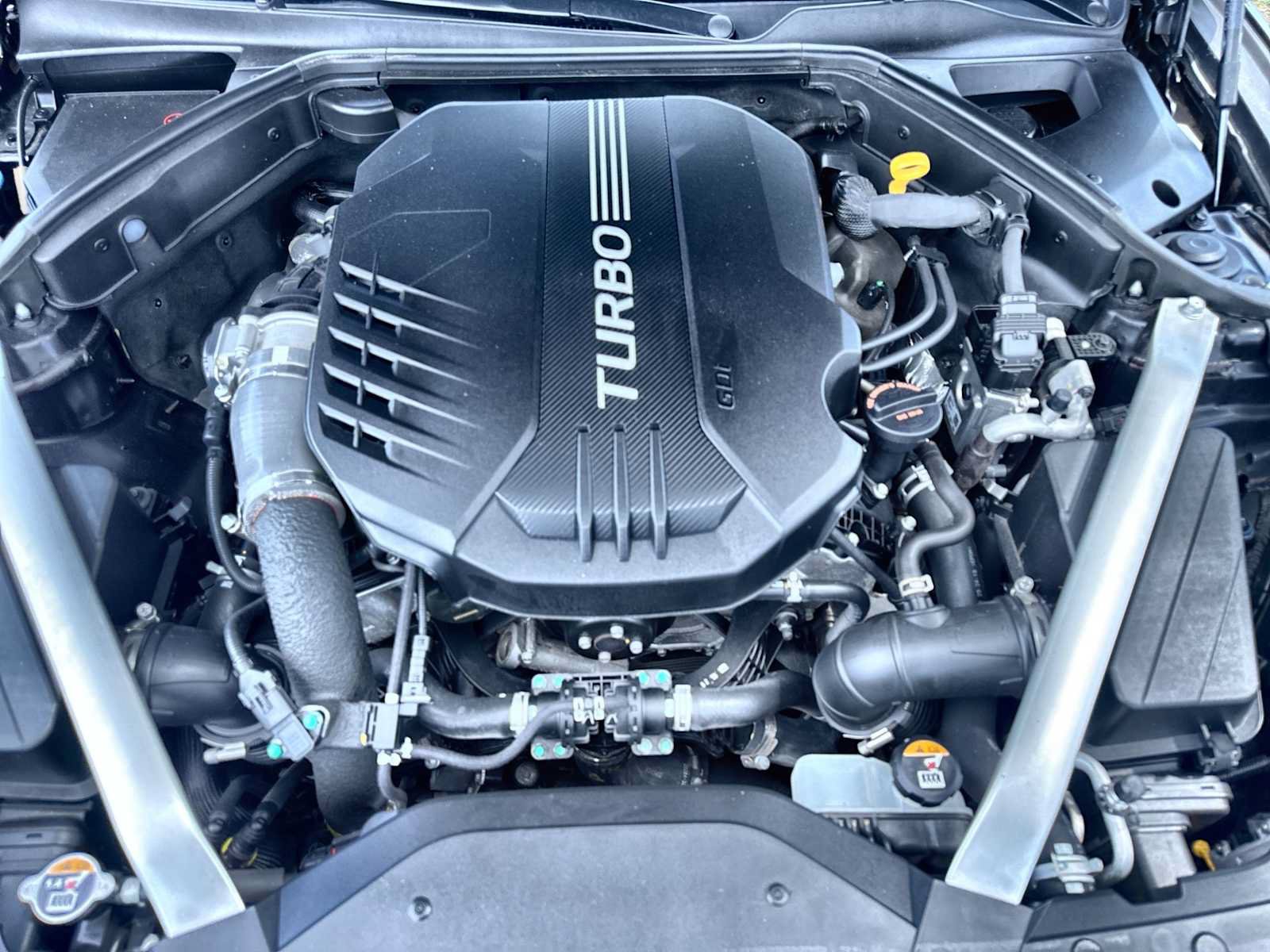 Used 2023 Genesis G70 2.0T RWD image 12