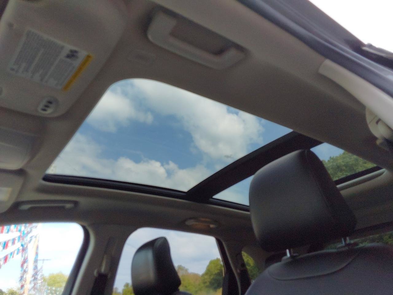 Used 2022 Ford Edge SEL w/ Convenience Package AWD/4WD image 11