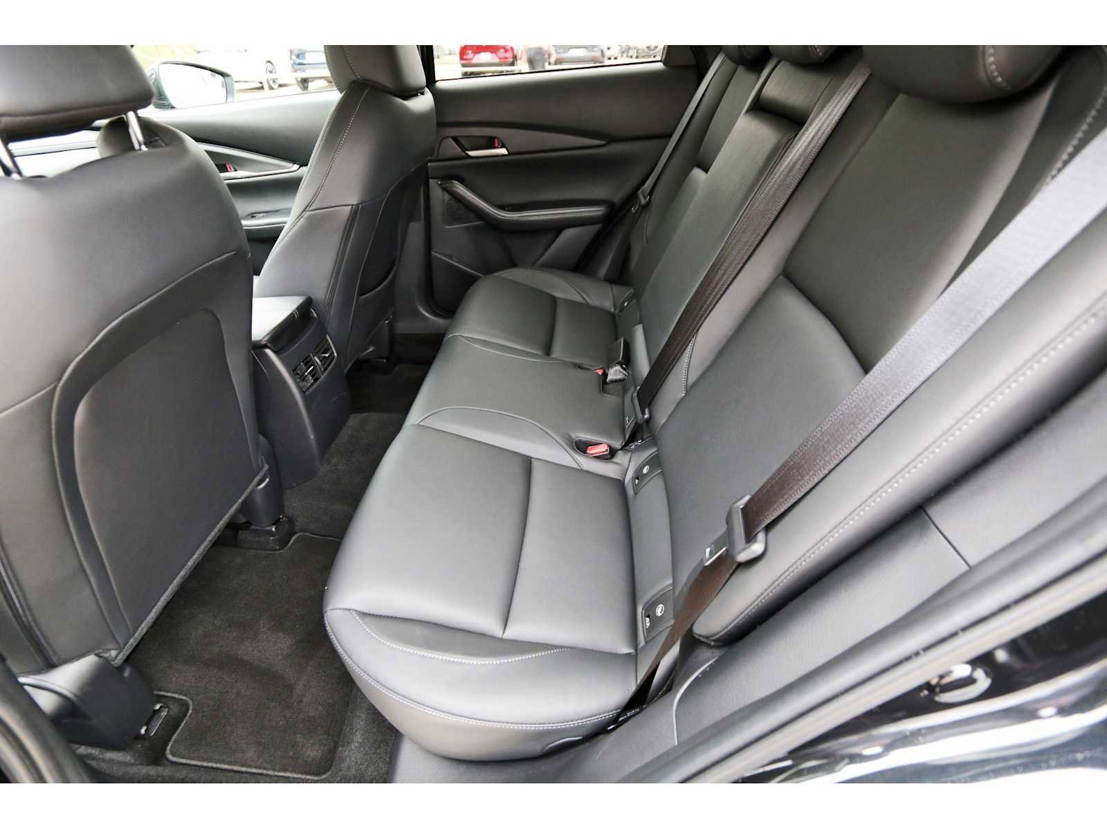 Used 2025 MAZDA CX-30 AWD 2.5 S w/ Select Sport Pkg image 12