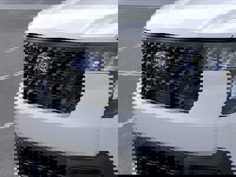 New 2025 Ford Maverick XLT image 18