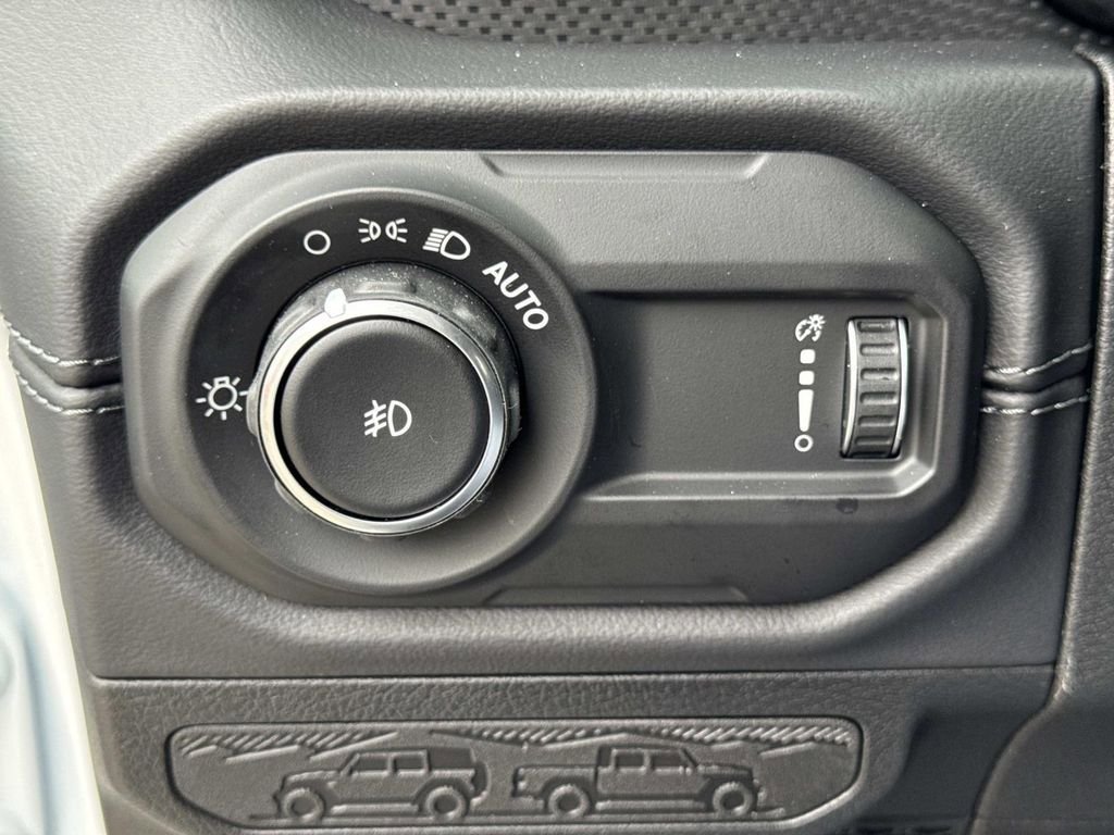 New 2026 Jeep Wrangler Unlimited Rubicon AWD/4WD image 48