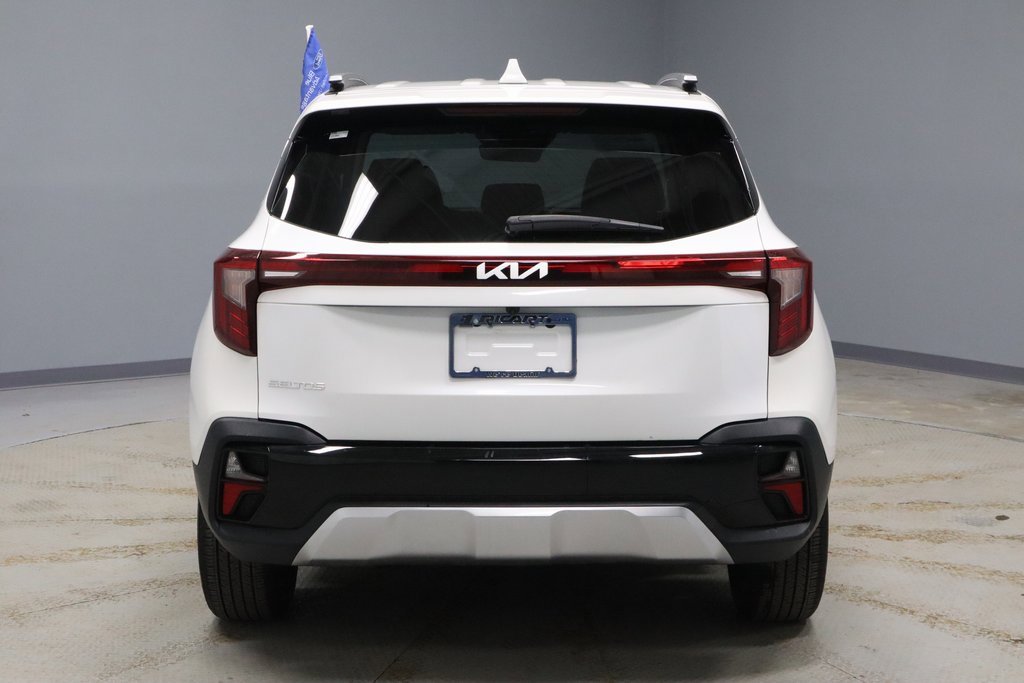 Used 2024 Kia Seltos S image 9