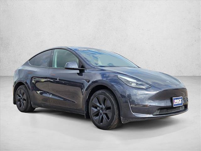 Used 2025 Tesla Model Y Long Range AWD/4WD image 3