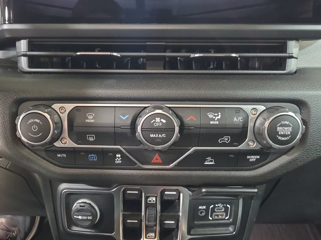 Used 2025 Jeep Wrangler Unlimited Sport S 4xe AWD/4WD image 18