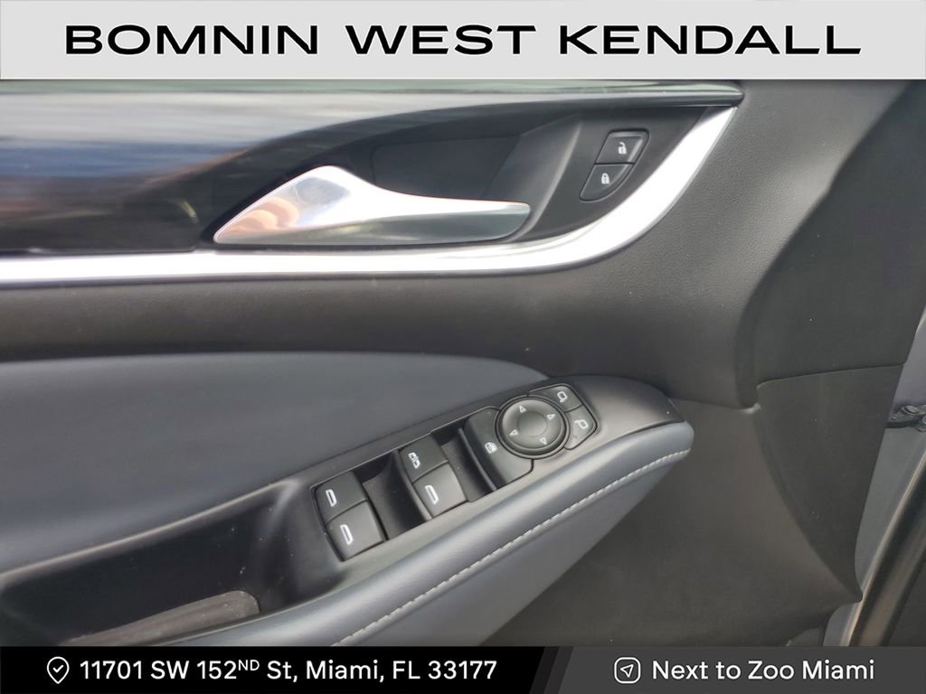 Used 2021 Buick Enclave Essence w/ Sound and Sites Package image 23