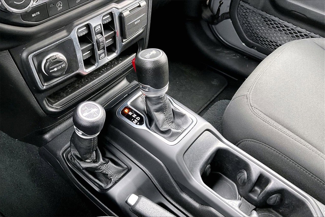 Certified 2022 Jeep Wrangler Unlimited Sport image 29