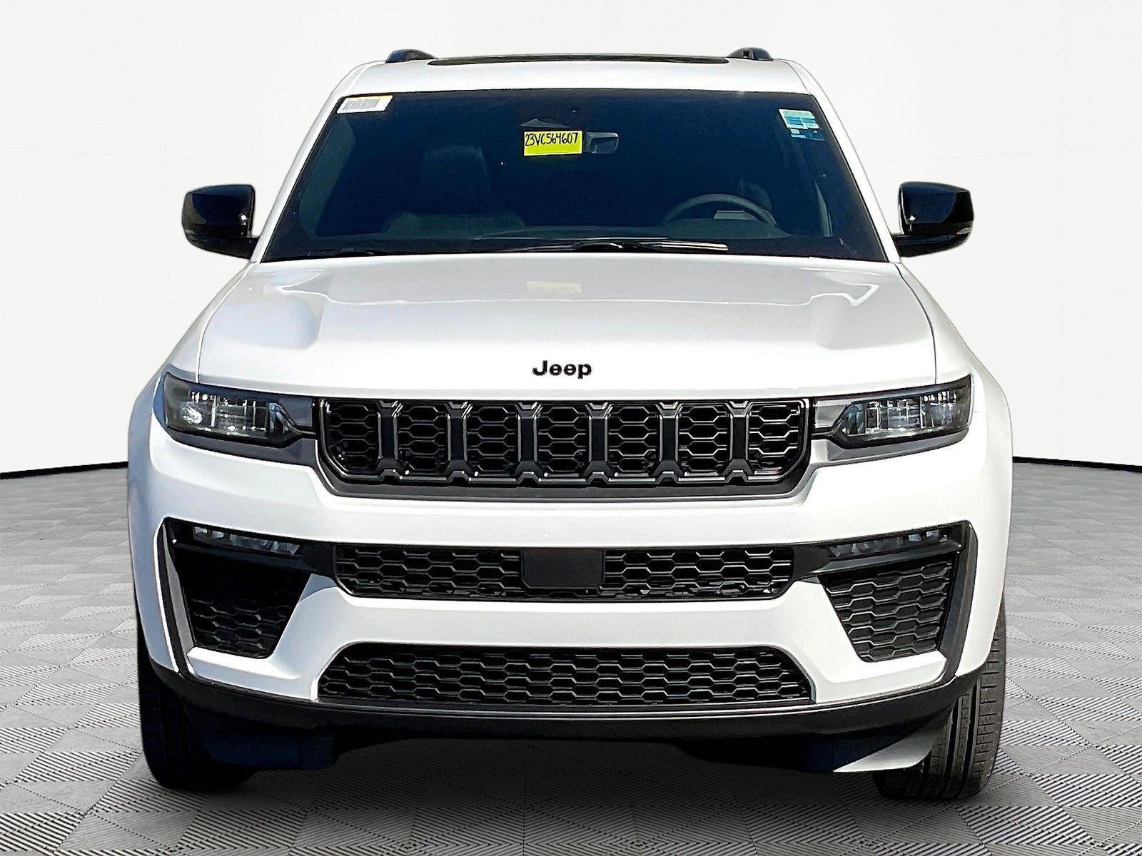 New 2027 Jeep Grand Cherokee Limited w/ Trailer Tow Package AWD/4WD image 2
