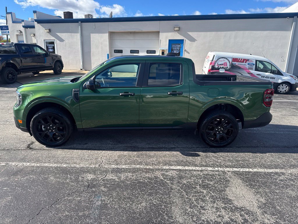 Certified 2025 Ford Maverick XLT w/ XLT Luxury Package AWD/4WD image 13