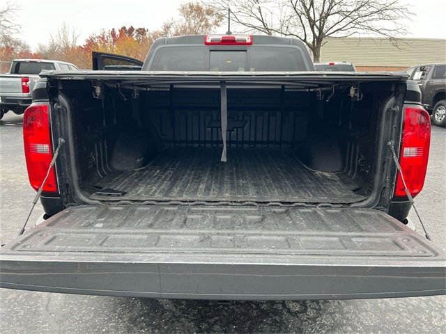 Certified 2021 Chevrolet Colorado Z71 w/ Z71 Midnight Edition image 19