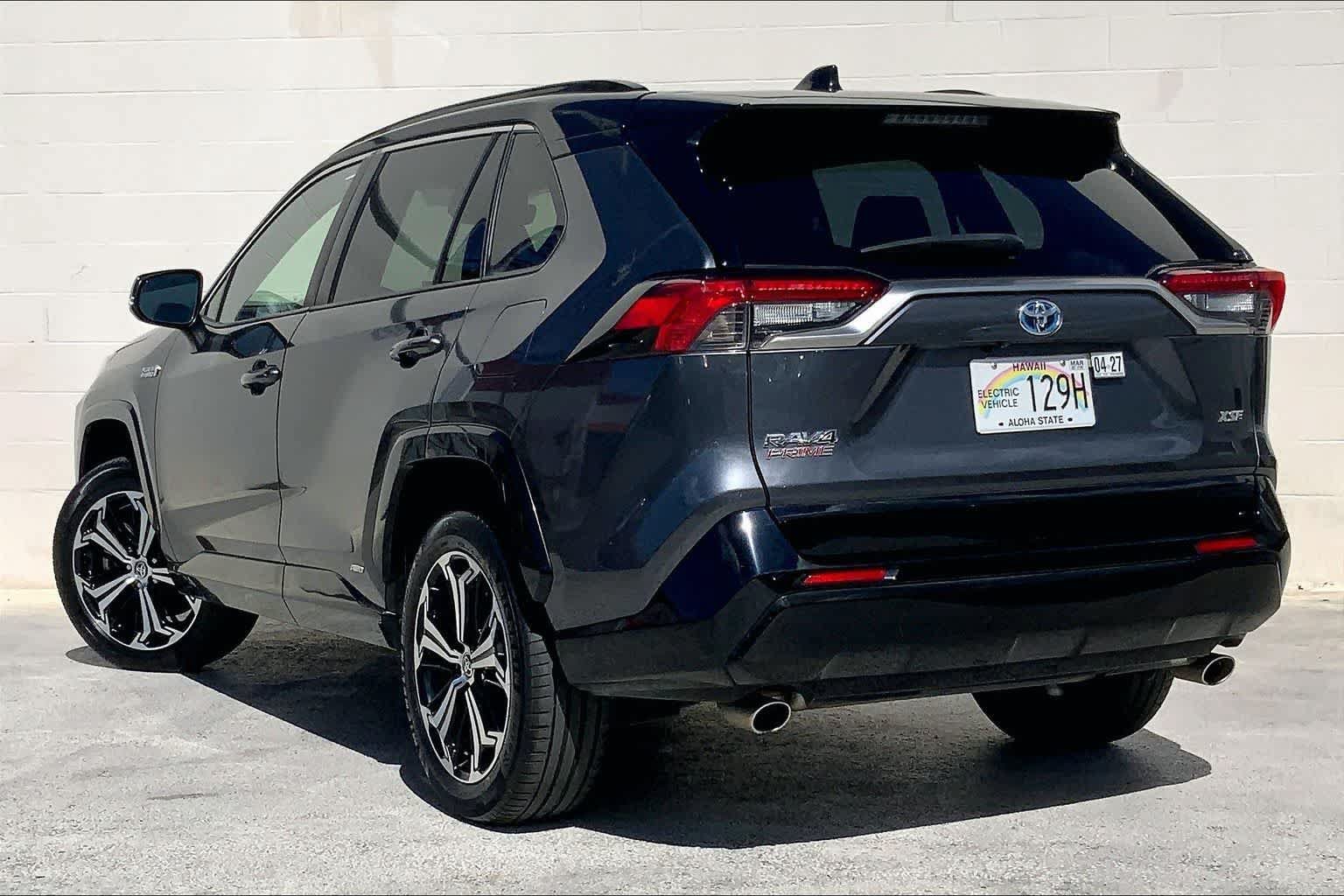 Used 2022 Toyota RAV4 XSE AWD/4WD image 4