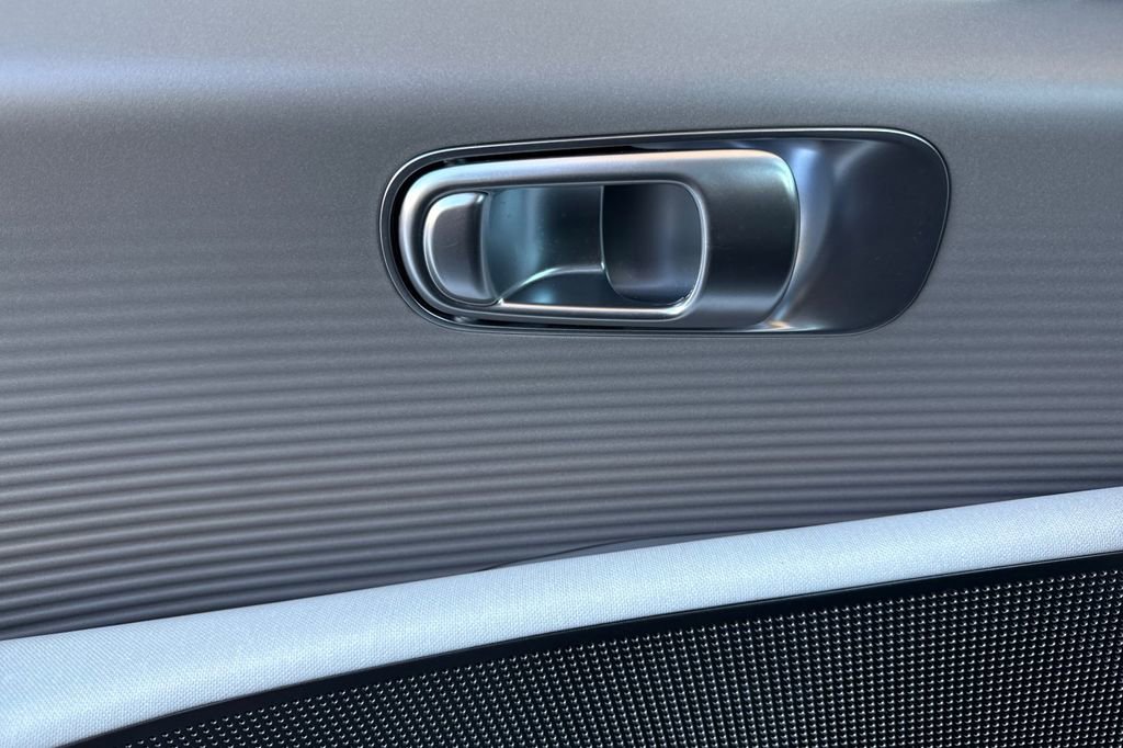 Used 2023 Hyundai Ioniq 6 SEL image 8