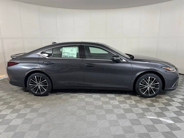 New 2025 Lexus ES 300h w/ Premium Package image 8