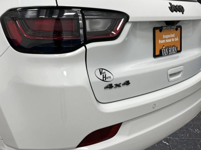 Used 2025 Jeep Compass Limited w/ High Altitude Package image 33