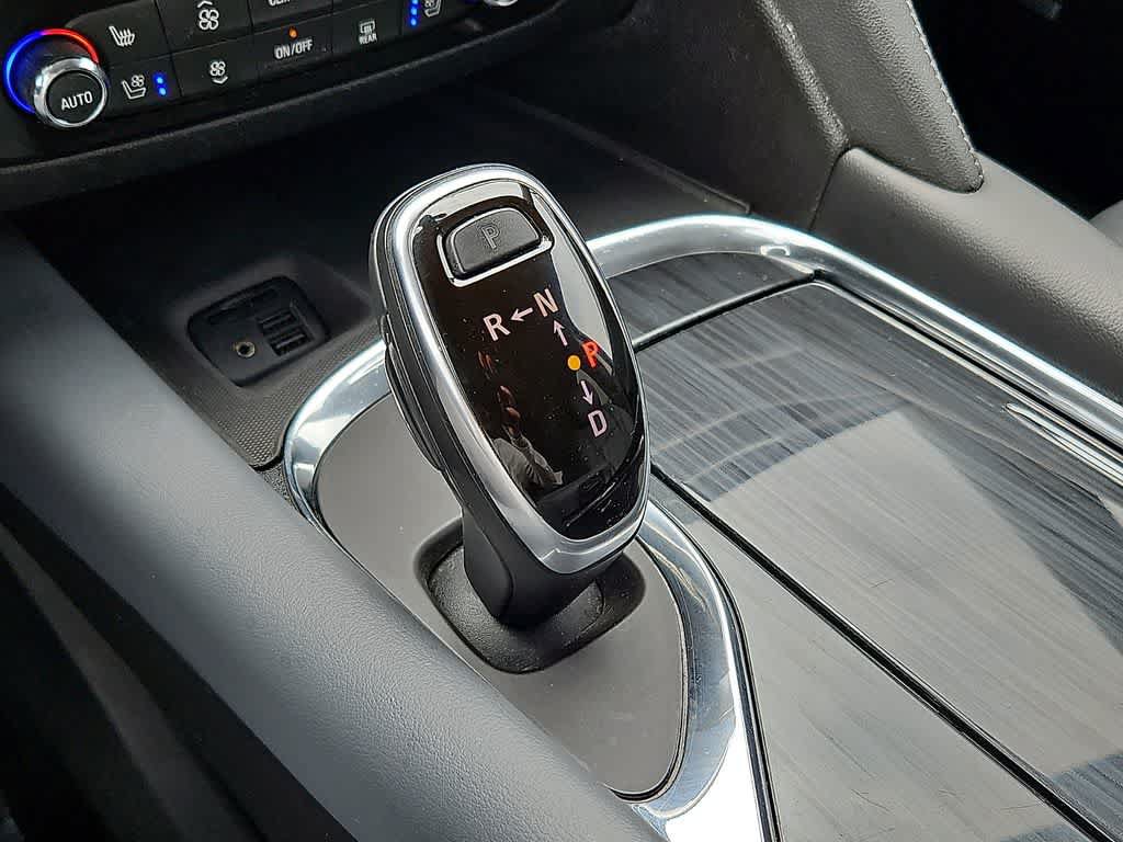 Used 2020 Buick Enclave Premium w/ Surround and Sites Package FWD image 14