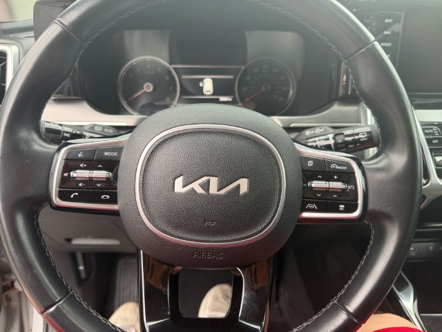 Certified 2022 Kia Sorento SX AWD/4WD image 14