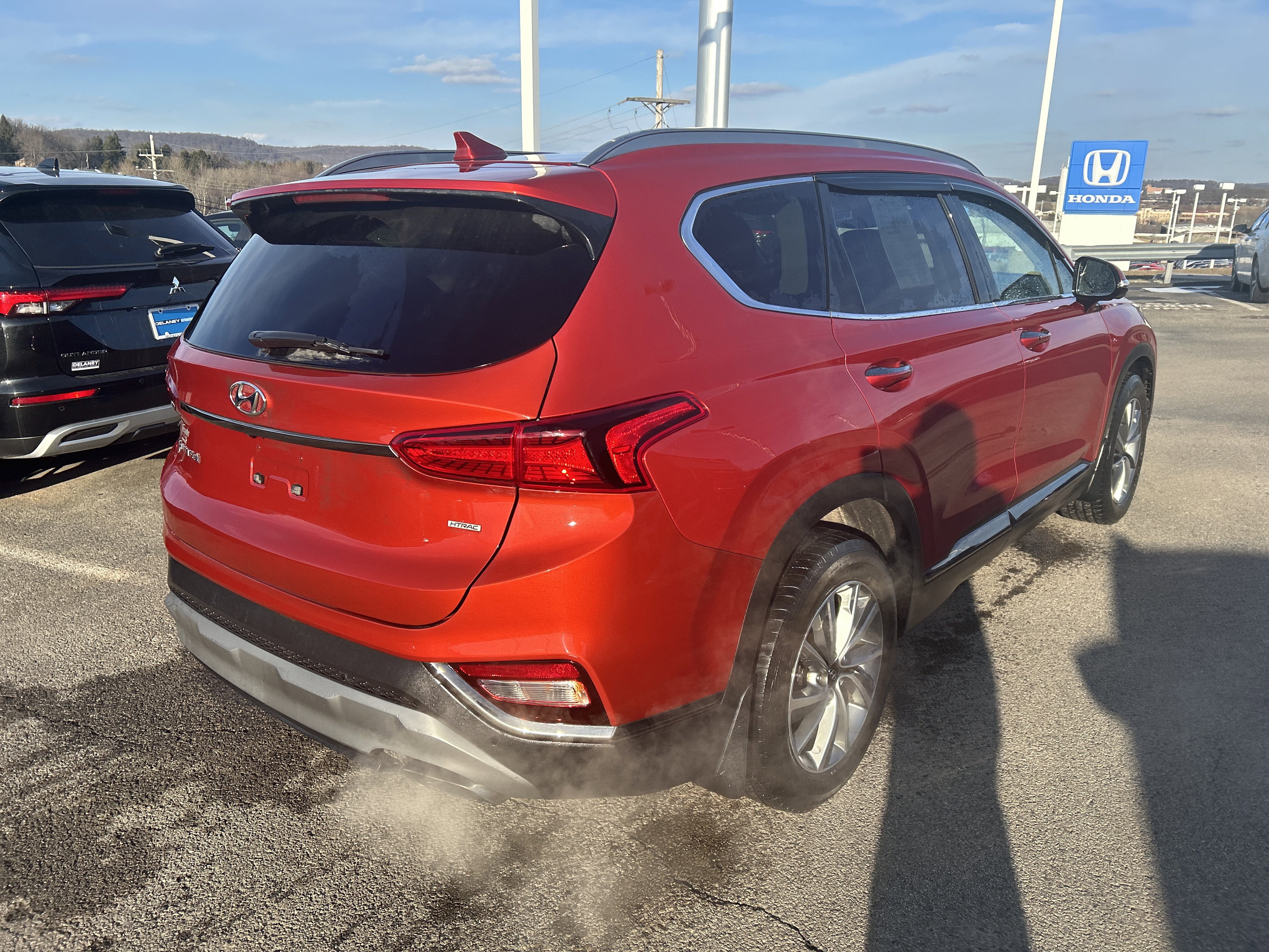 Used 2020 Hyundai Santa Fe Limited image 7