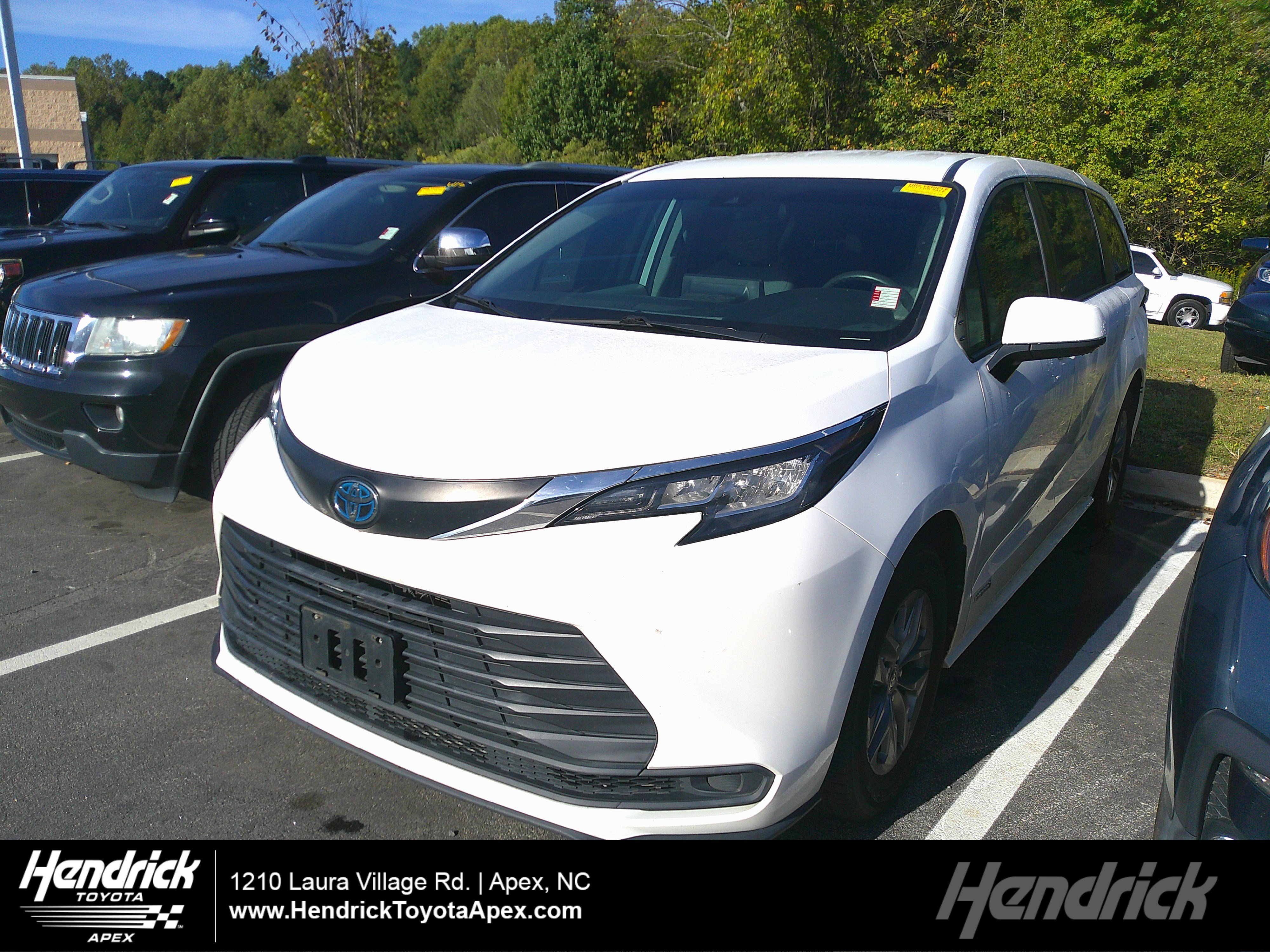 Used 2021 Toyota Sienna LE
