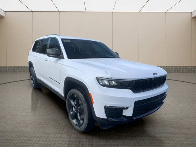 Used 2025 Jeep Grand Cherokee L Limited w/ Luxury Tech Group II RWD image 7