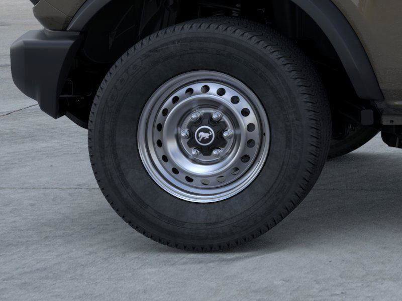 New 2025 Ford Bronco 4-Door AWD/4WD image 21