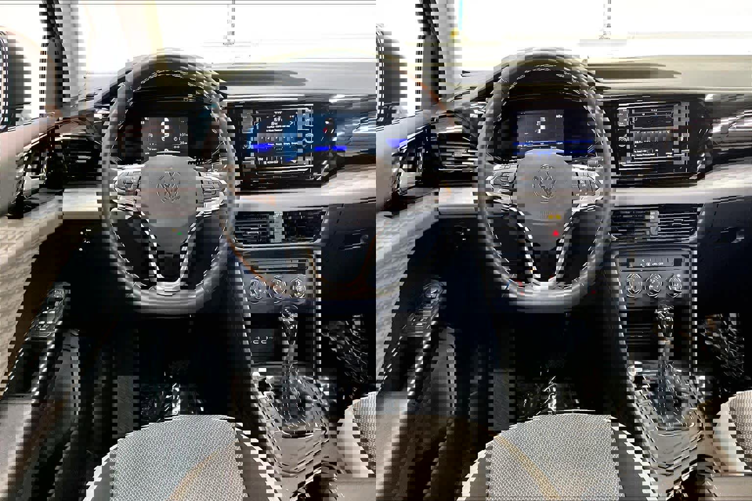 Used 2022 Volkswagen Taos S w/ IQ Drive S Package image 8