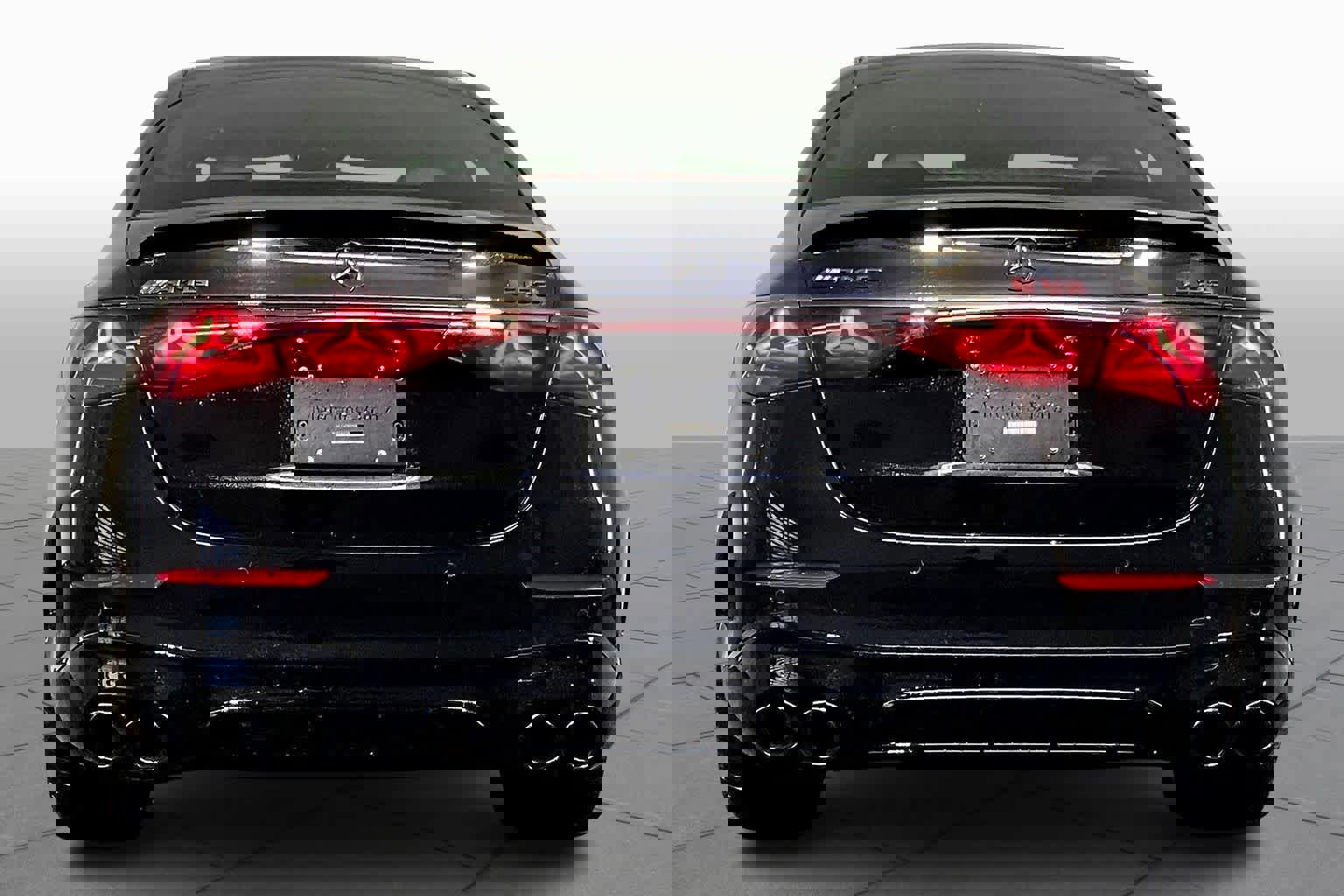 New 2026 Mercedes-Benz E 53 AMG e 4MATIC Sedan image 4