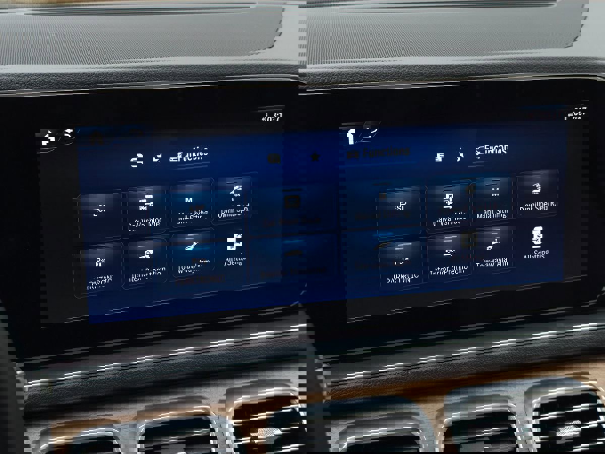 Used 2024 Mercedes-Benz GLE 350 4MATIC SUV image 56