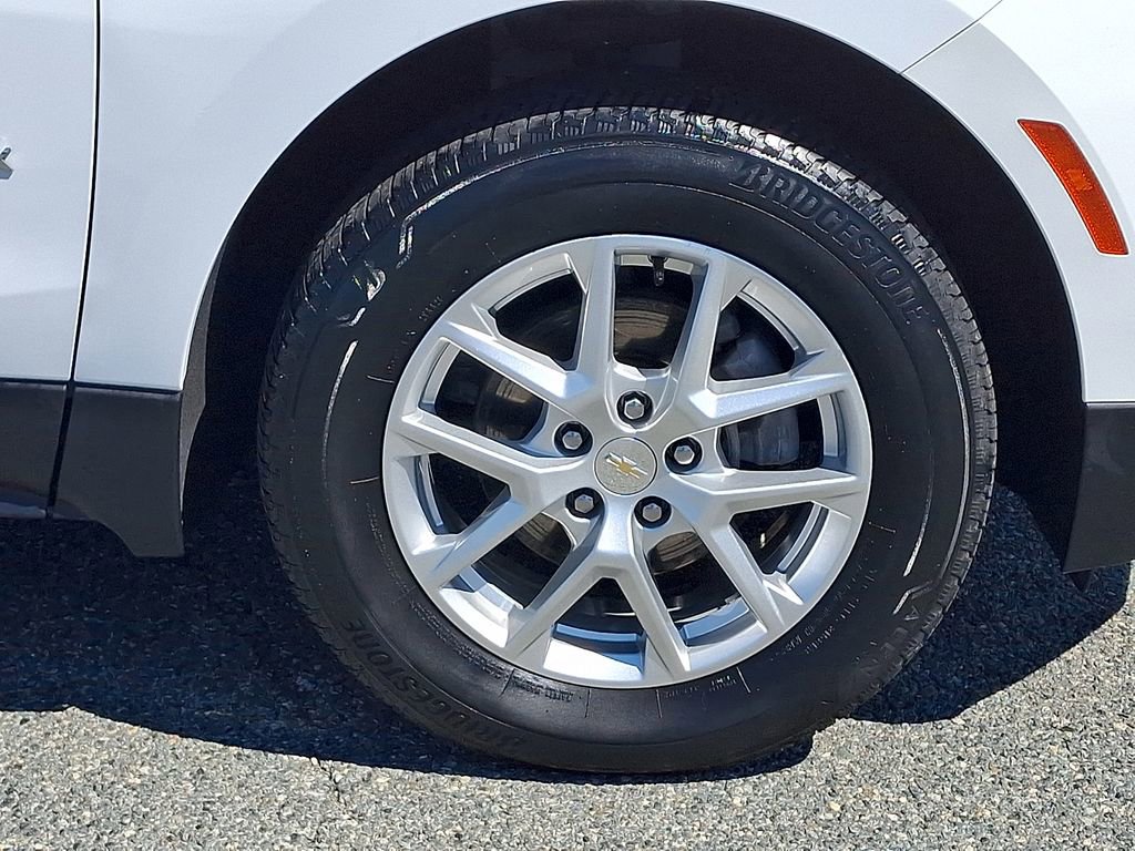 Used 2024 Chevrolet Equinox LS w/ LS Convenience Package AWD/4WD image 8