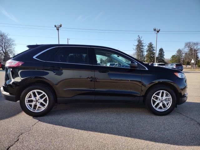 Used 2024 Ford Edge SEL w/ Convenience Package AWD/4WD image 6