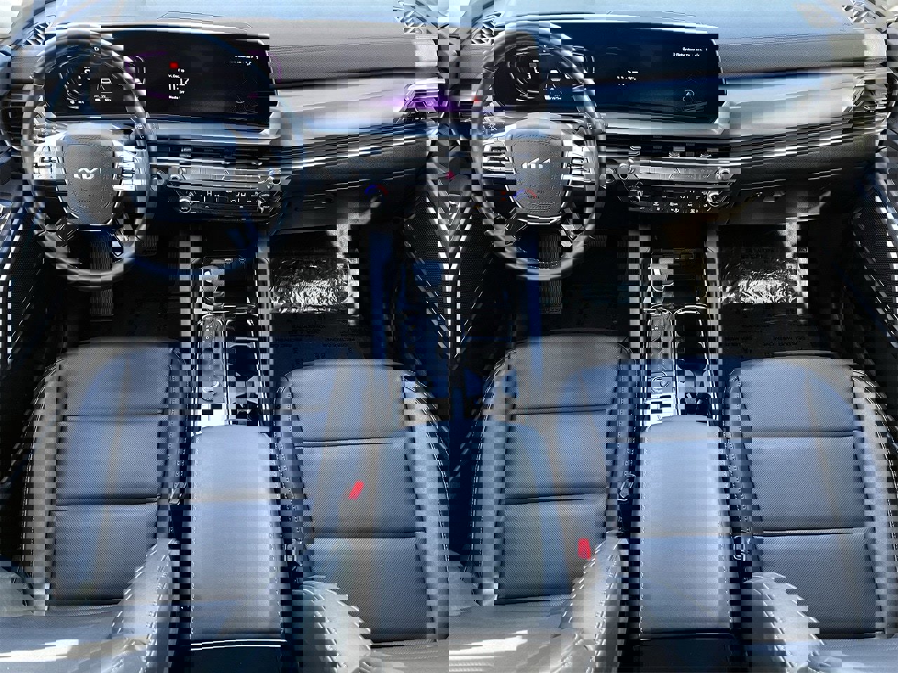 Used 2024 Kia Telluride LX image 9