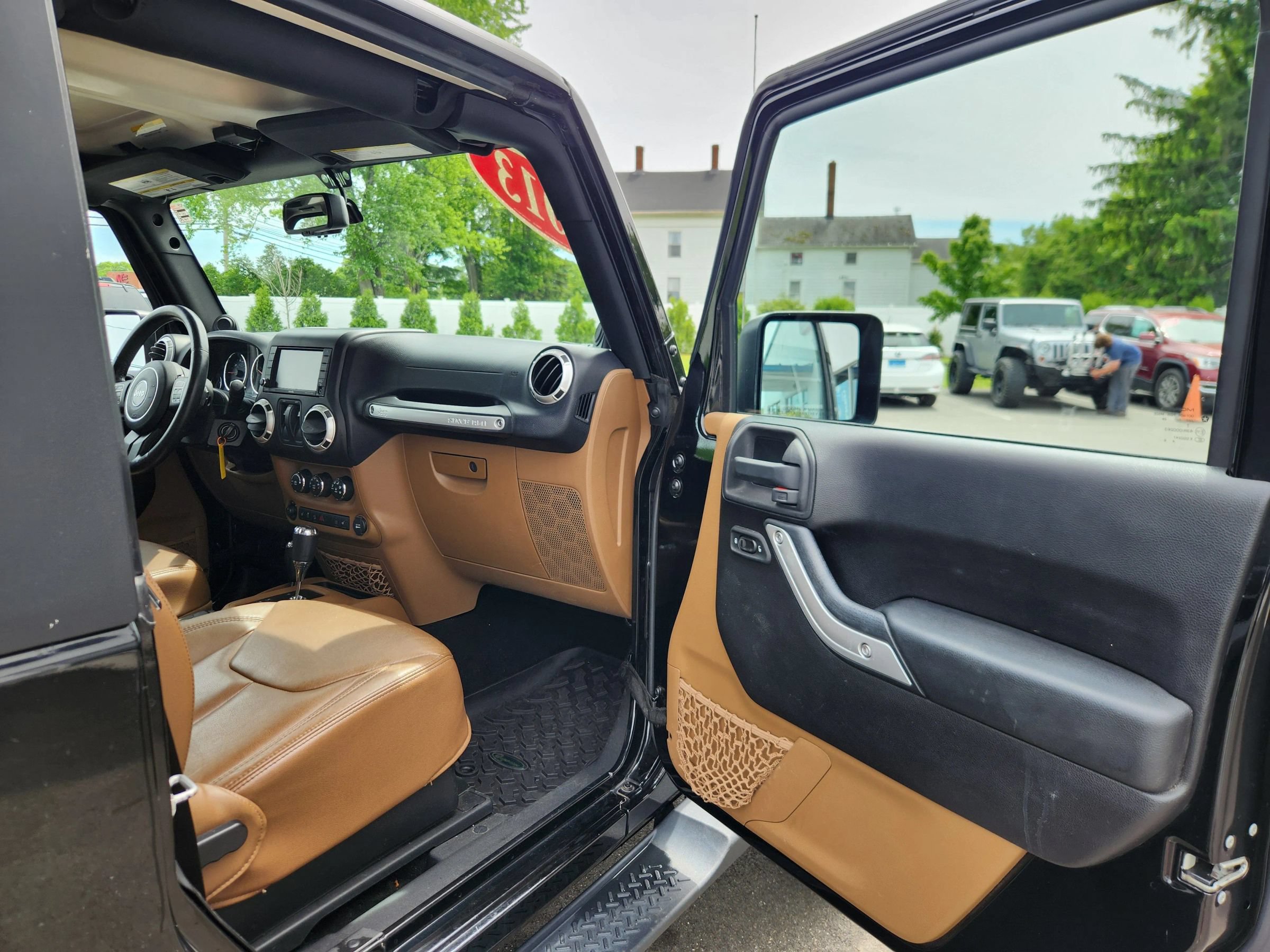 Used 2013 Jeep Wrangler Rubicon w/ Dual Top Group AWD/4WD image 31