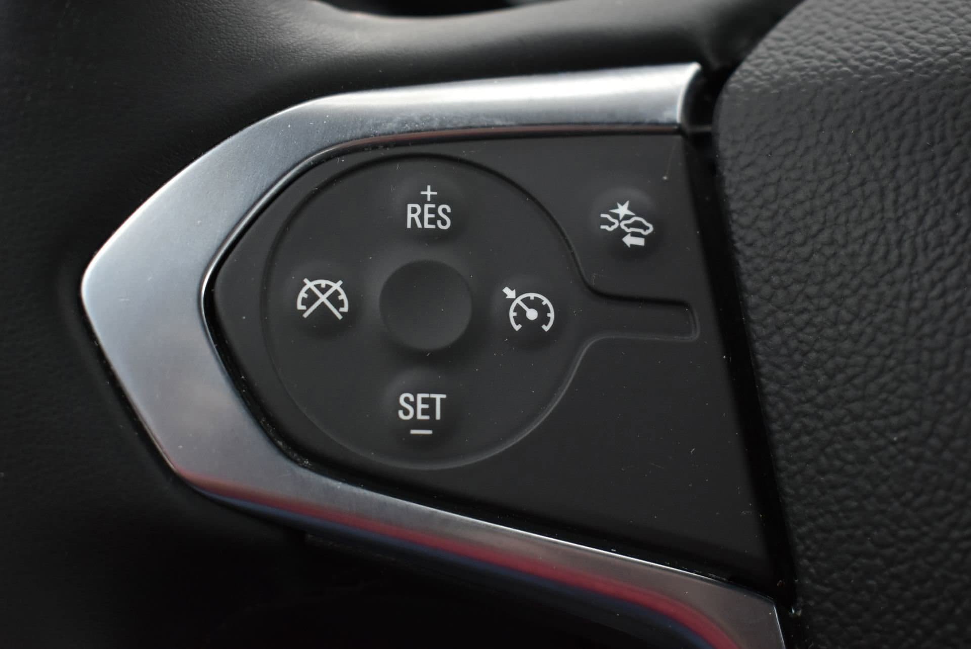 Used 2023 Chevrolet Traverse LT AWD/4WD image 22