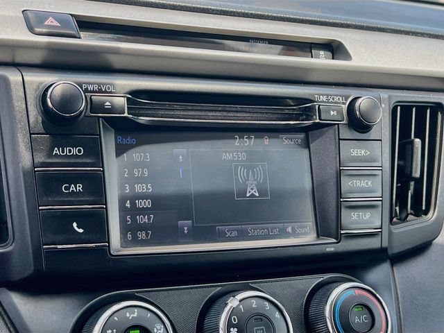 Used 2016 Toyota RAV4 LE FWD image 21