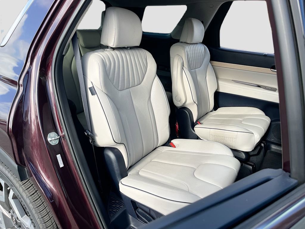 Used 2024 Hyundai Palisade Limited image 30
