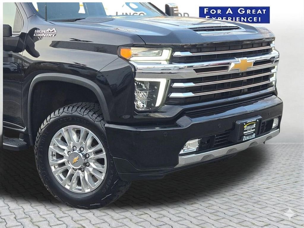 Used 2021 Chevrolet Silverado 2500 High Country AWD/4WD image 2