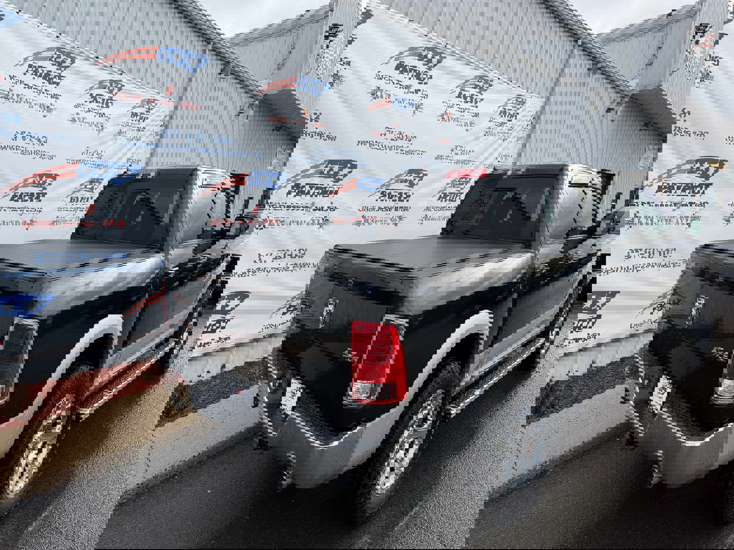 Used 2016 RAM 1500 Laramie w/ Convenience Group image 27