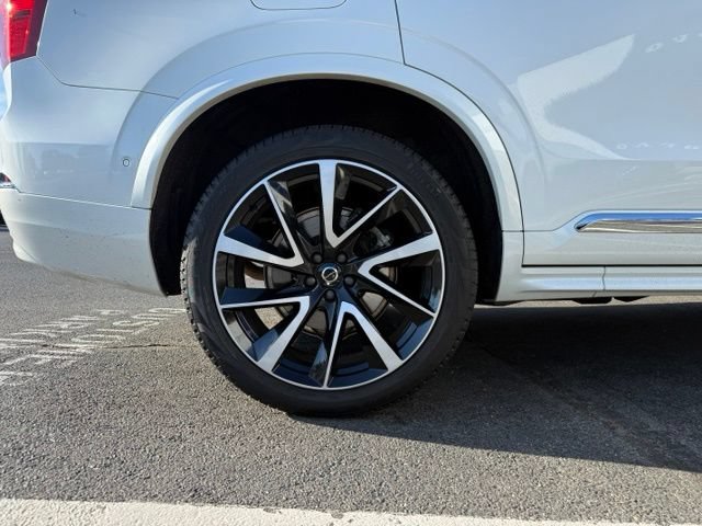 Used 2023 Volvo XC90 B6 Plus AWD/4WD image 5